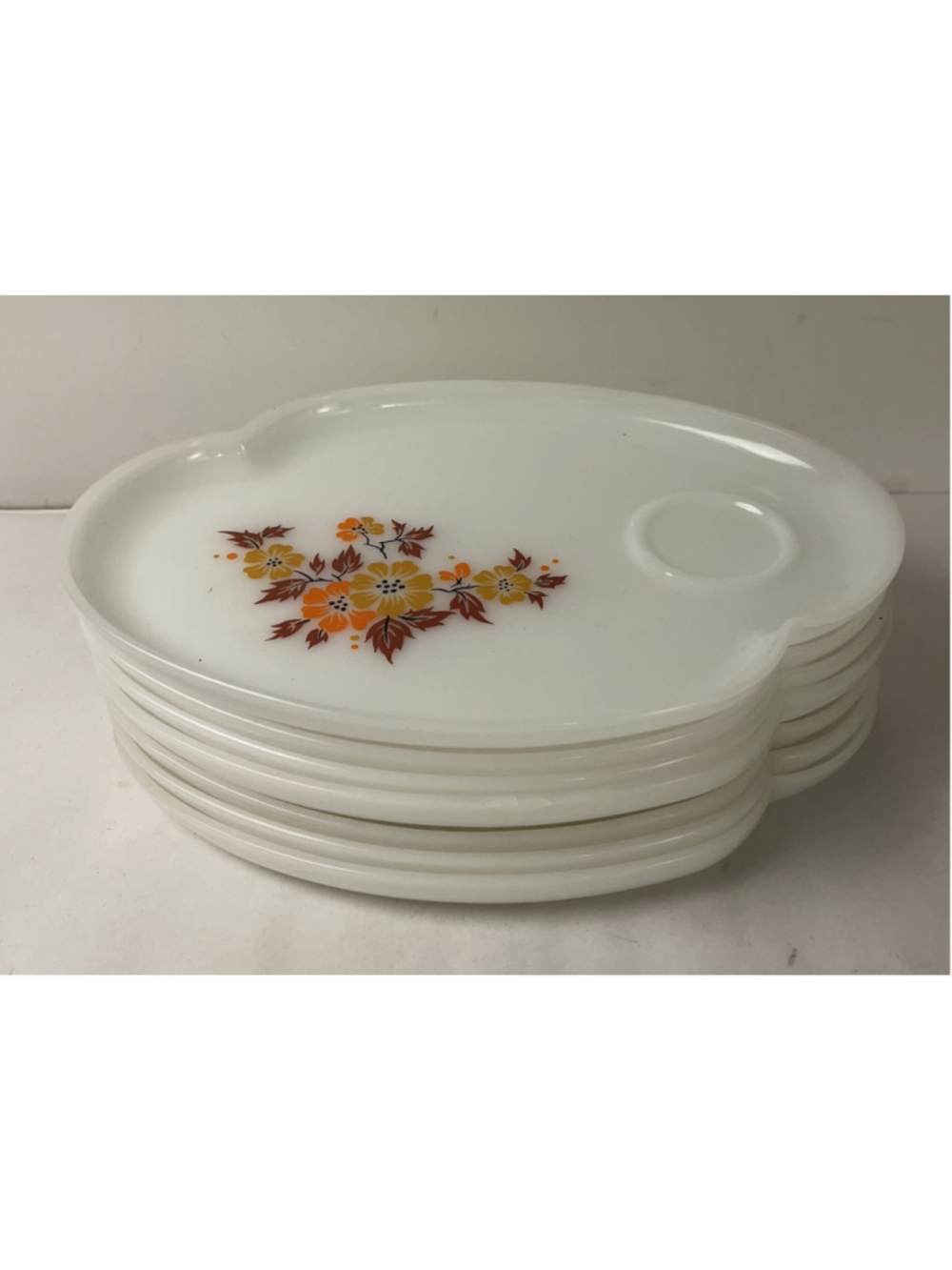 7x Vintage 1970s Retro Floral Milk Glass Snack Plates Cup Recess Party Tray Lot